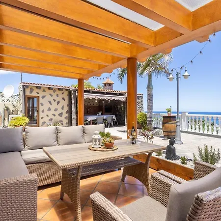 Home2book Garachico Ocean View & Wifi Hébergement de vacances