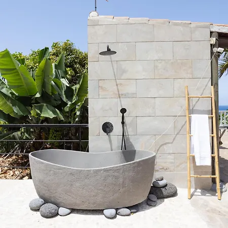Home2book Garachico Ocean View & Wifi Hébergement de vacances